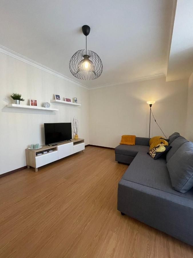 B Apartamentos Castelo Виана-ду-Каштелу Экстерьер фото